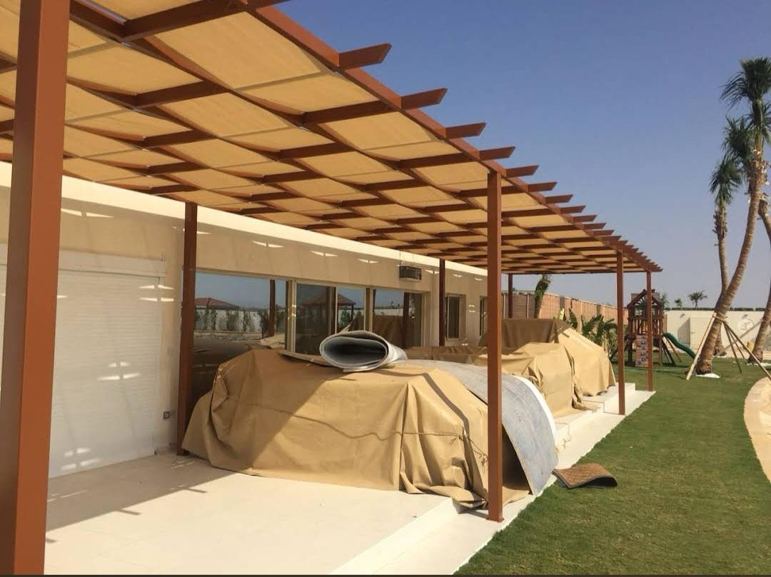 مظلة جلسة حدائق